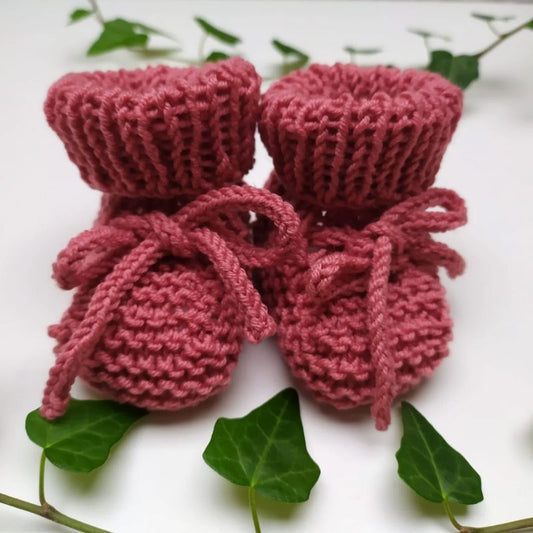 chaussons bébé fille tricotés main en 100% laine mérinos